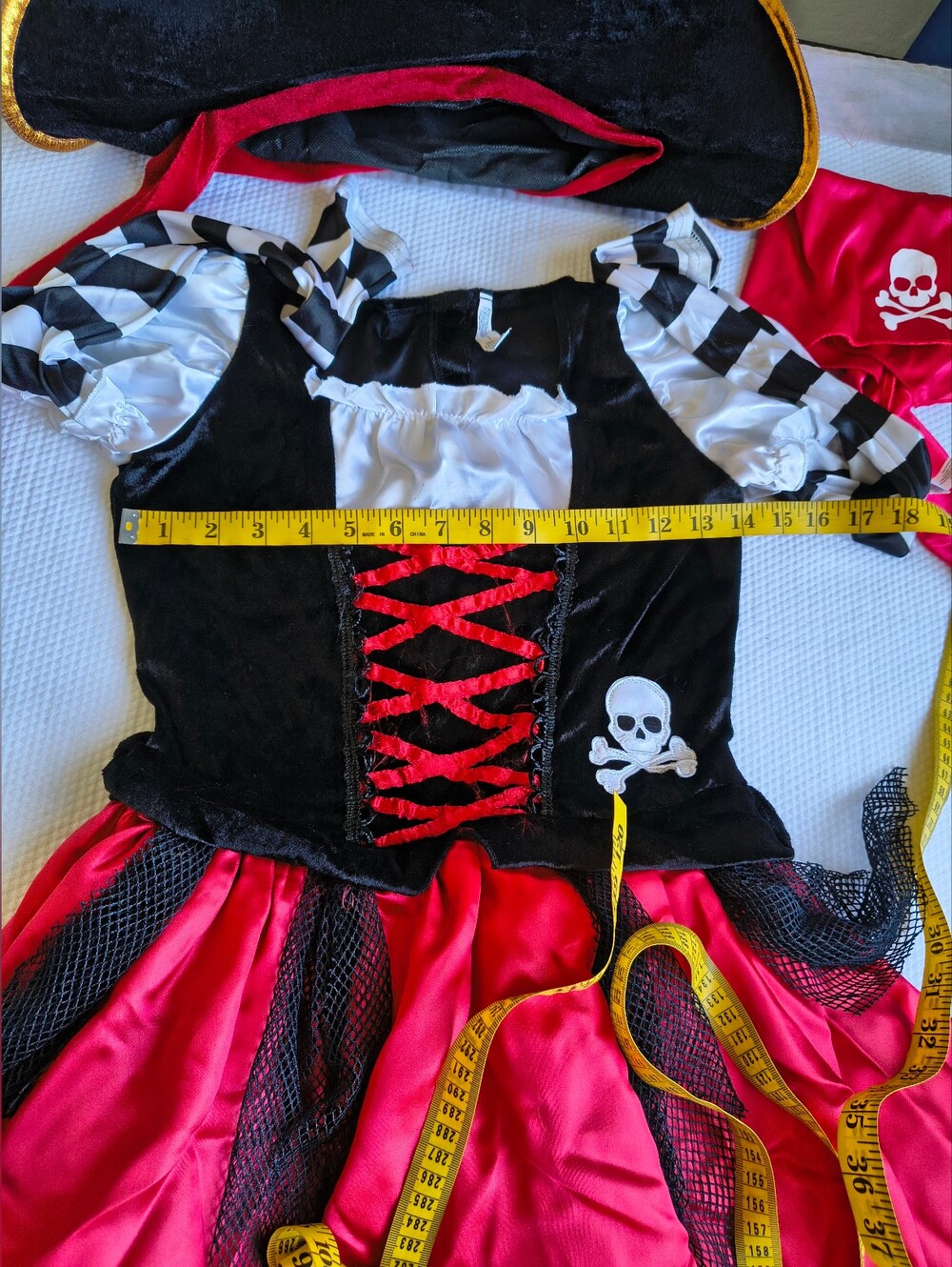 Girls Pirate Costume Dress Hat Set Size 12-14 Large Halloween Swashbuckler. - Picture 6 of 10